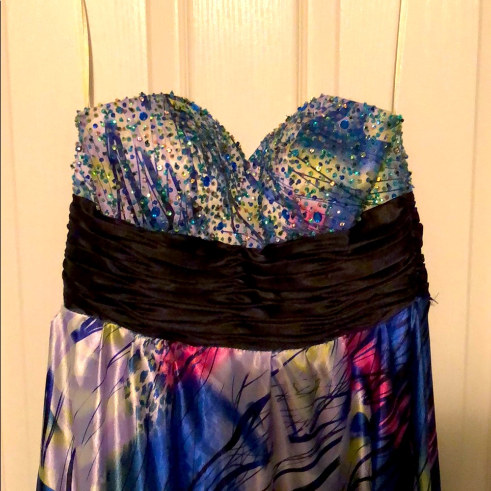Strapless dress